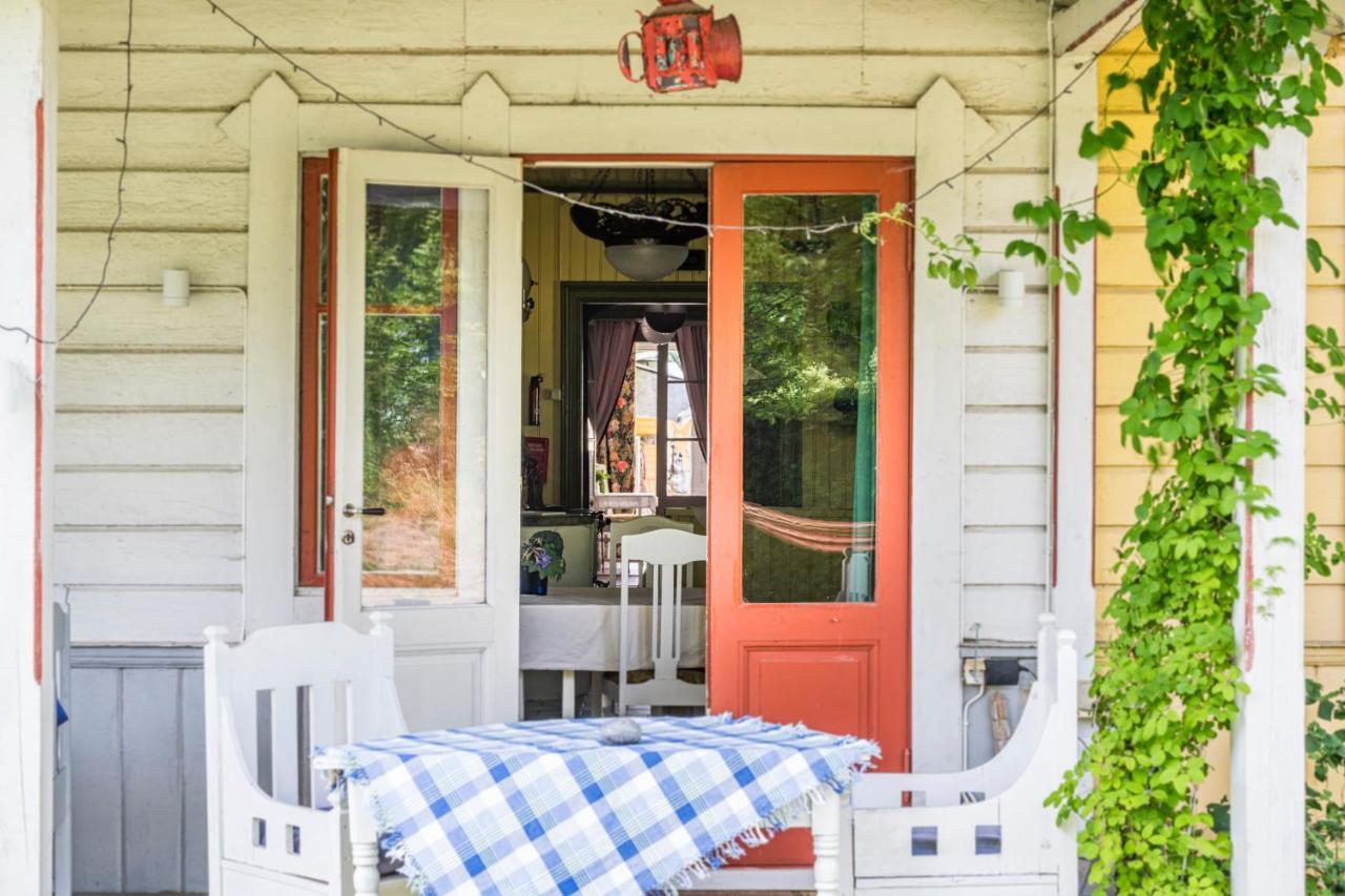 Borakra Bed & Breakfast Karlskrona Bagian luar foto
